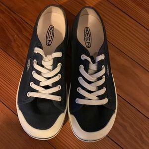 Keen Women’s Tennis Shoes